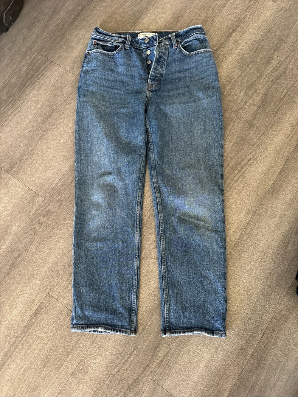 Abercrombie & Fitch Dad High Rise Jeans